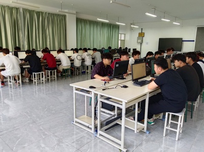 信息与智能工程学院组织学生参加Java Web应用开发(中级)“1+X”职业技能等级证书考试